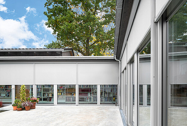 Fenstermarkise zip_2.0 am Einfamilienhaus in Bayern