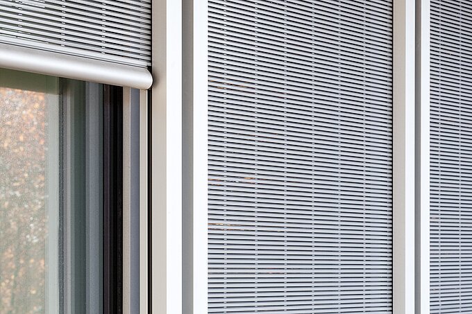 [Translate to Französisch:] MHZ Metallbehänge S_Enro Produktfoto Nahaufnahme 