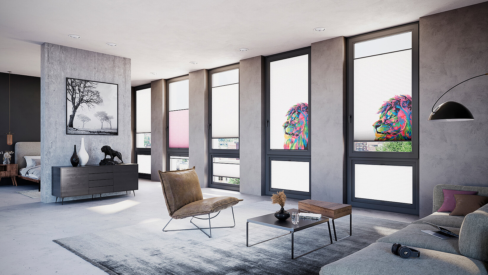 Wohnzimmer mit MHZ Duette® Wabenplissee im farbenfrohen Löwenkopf-Design „Leo“.