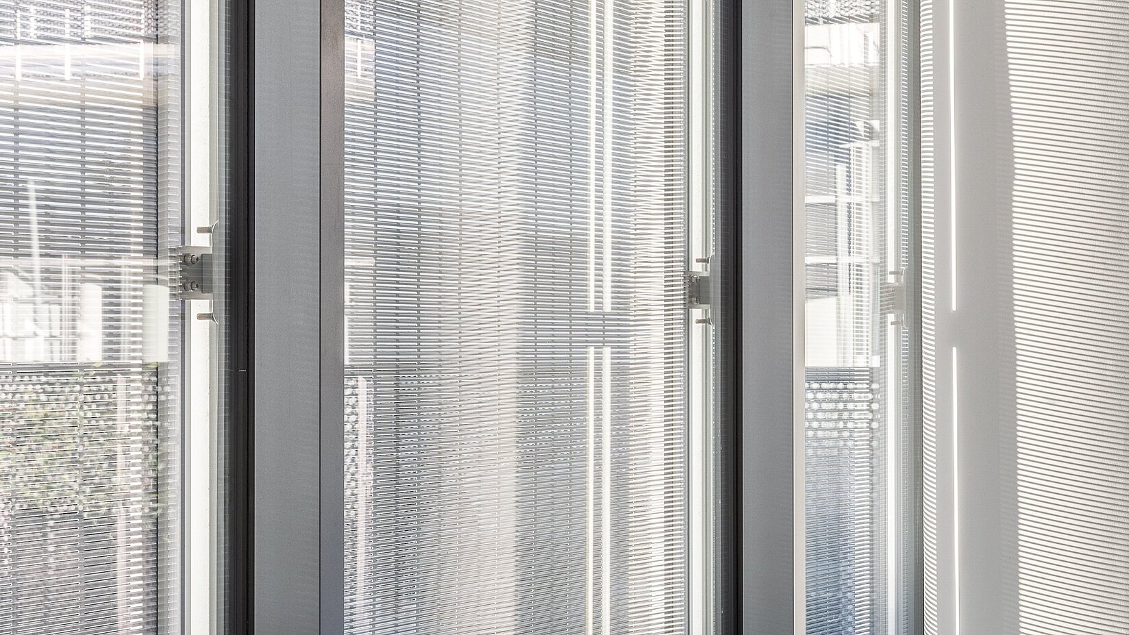 [Translate to Französisch:] MHZ Metallbehänge S_Enro Produktfoto Nahaufnahme