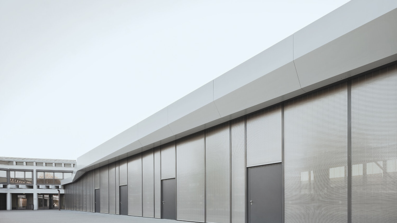 Metallbehang s_enn am Berufsschulzentrum in Rottweil