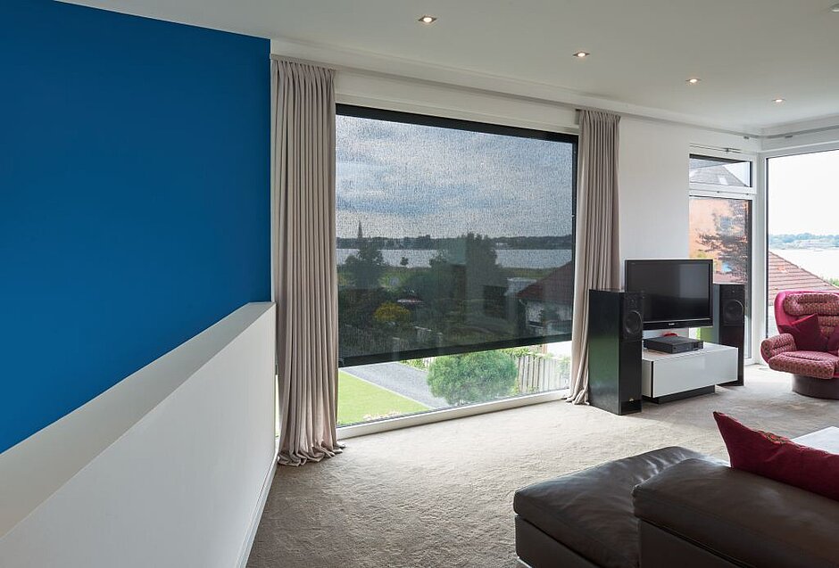 Fenstermarkise zip_2.0 am Einfamilienhaus am Bodensee