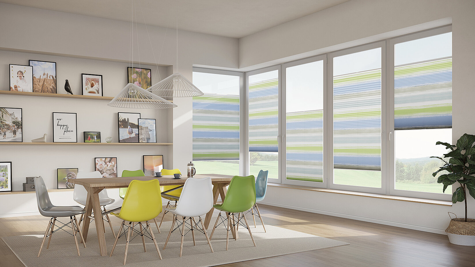 Wohn-Essbereich mit MHZ Duette® „Batik 6912“ – farbige Plissees mit horizontalem Streifenmuster.