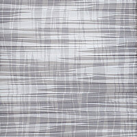 Nahaufnahme eines Wabenplissees mit holzähnlichem Muster in Grau- und Weisstönen „Wooden“.