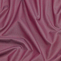 Nahaufnahme des SELENE, in der Farbe dunkelpink, zeigt die feine Struktur und das Textilmuster.