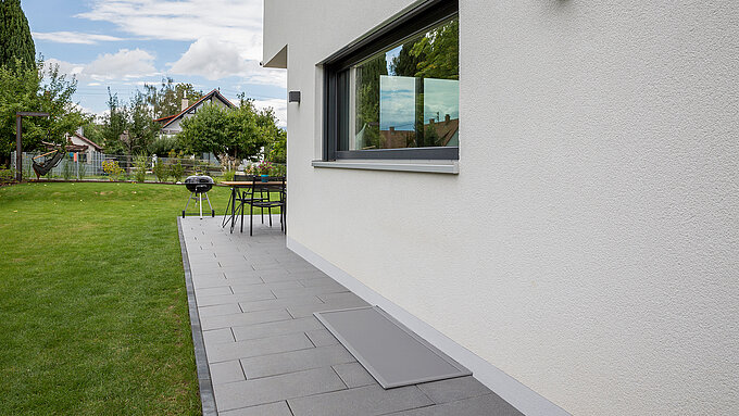 [Translate to Französisch:] MHZ Insektenschutz Lichtschacht Lisa