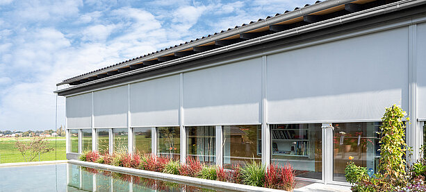 Fenstermarkise zip_2.0 am Einfamilienhaus in Bayern